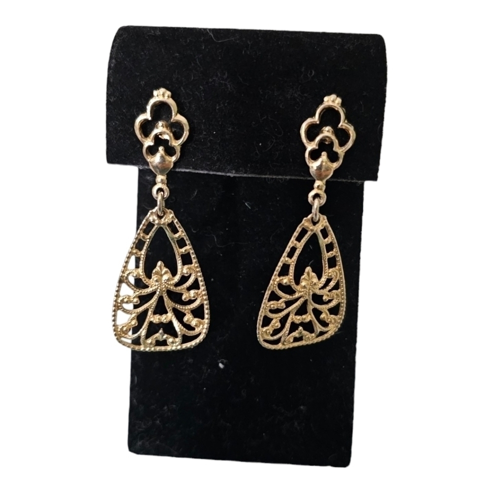Vintage Ornate Gold-tone Filigree Teardrop Earrings
